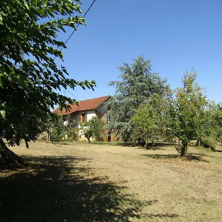 Du Brugayrou Hébergement de vacances Gourdon